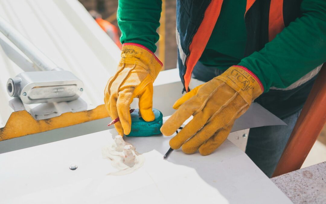 Les erreurs courantes à éviter lors de la réfection d’une toiture et leurs conséquences financières